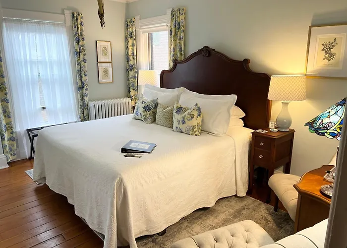 Lamberson Guest House Galena