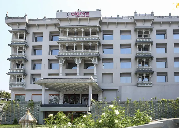 Clarks Inn Suites Raipur