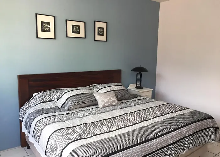 Casa 10 Guest House Guatemala