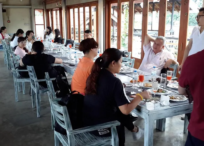Olinia Airport Hotel Katunayake
