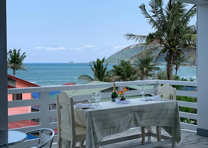 Isaguirre'S Pension House Baler