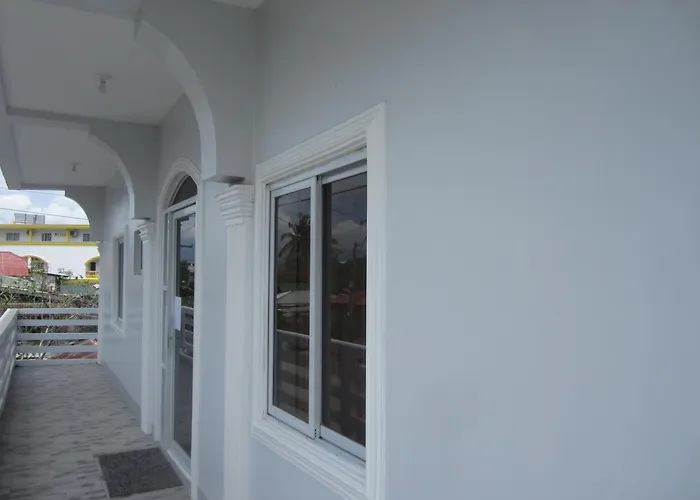 Isaguirre'S Pension House Baler