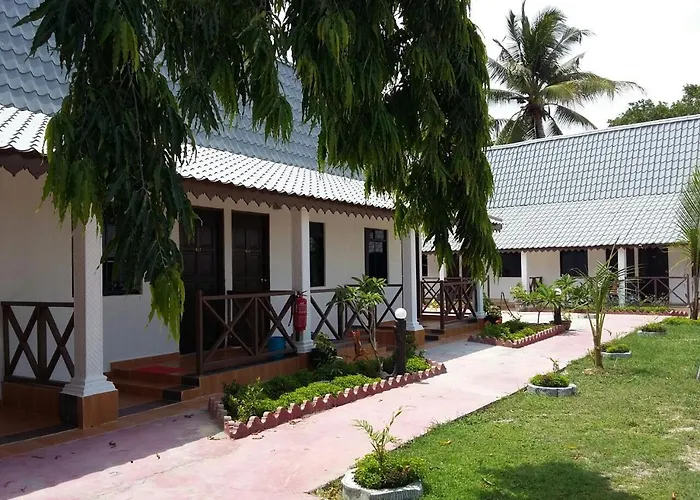 Rasa Senang Villa -Islam Guest Only Pantai Cenang 