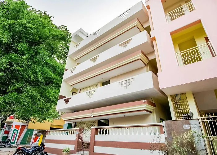 Hotel O Sri New Sai Chandra Guntur