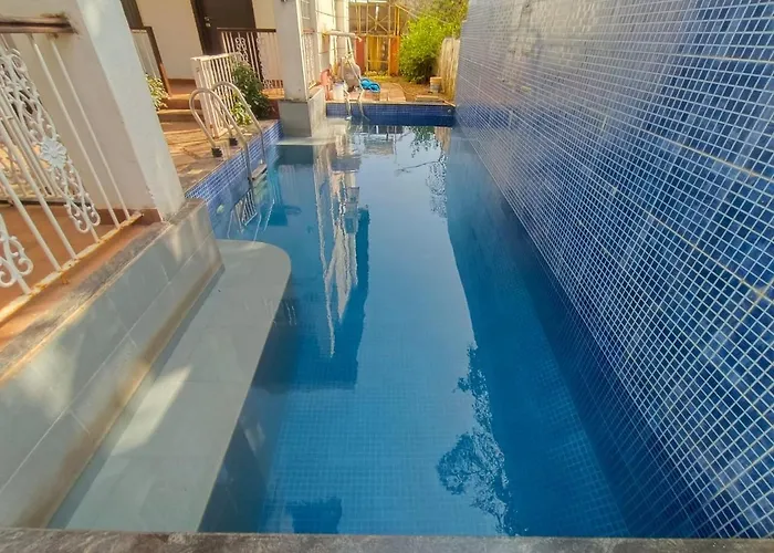 Marine Studios By Le Pension Stays Candolim