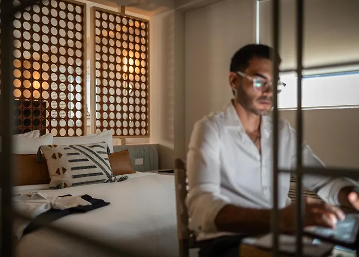 HiBird- Apartment&Suites Hotel San Juan
