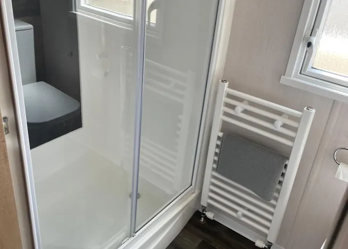 Luxury Whitstable Caravan Seasalter