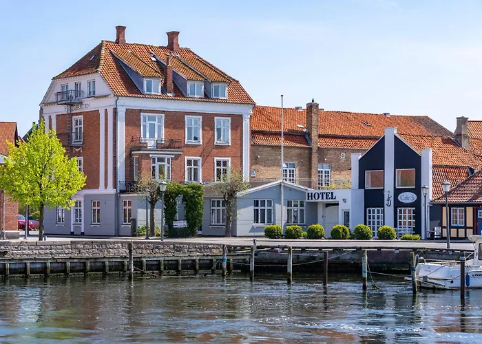 Hotel Postgaarden Skaelskor