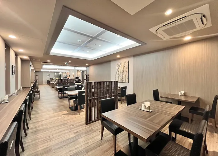 Hotel Route-Inn Nagaoka Ekimae