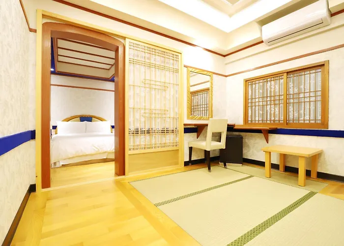 Phoenix Pavilion Hot Spring Hotel Beitou
