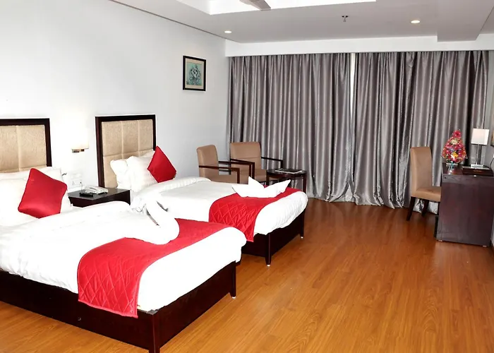 Triguna Clarks Inn Kurnool