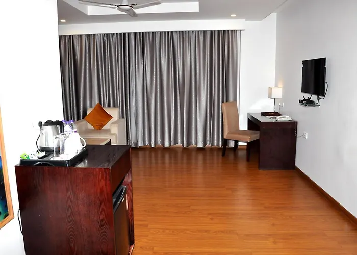 Triguna Clarks Inn Kurnool