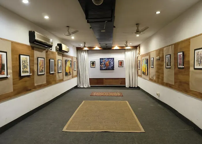 Hotel The Galaxy Mirzapur