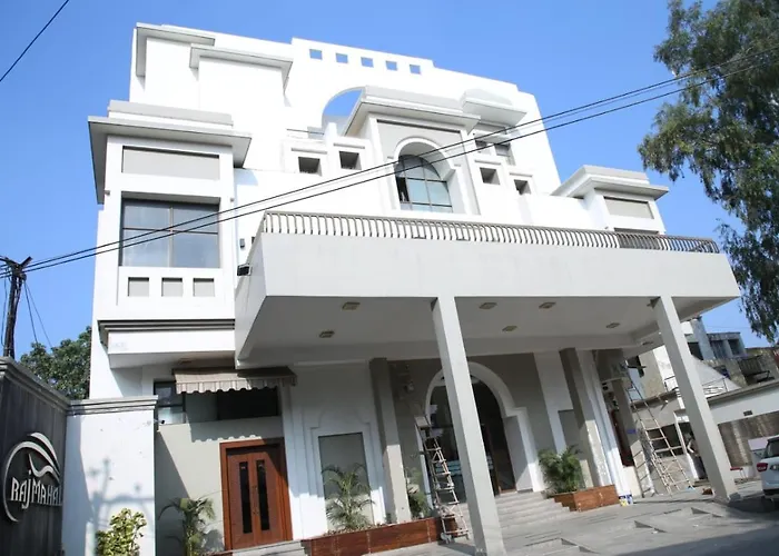 Hotel Rajmahal Moradabad