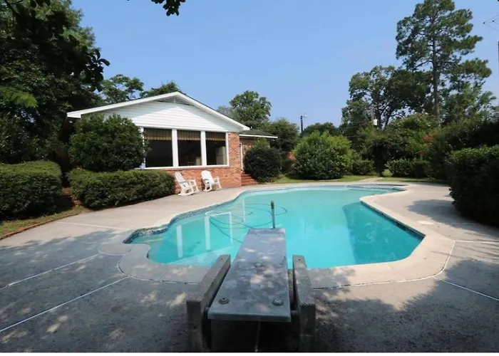 Welcome To Columbia!-Enjoy This Tranquil Space