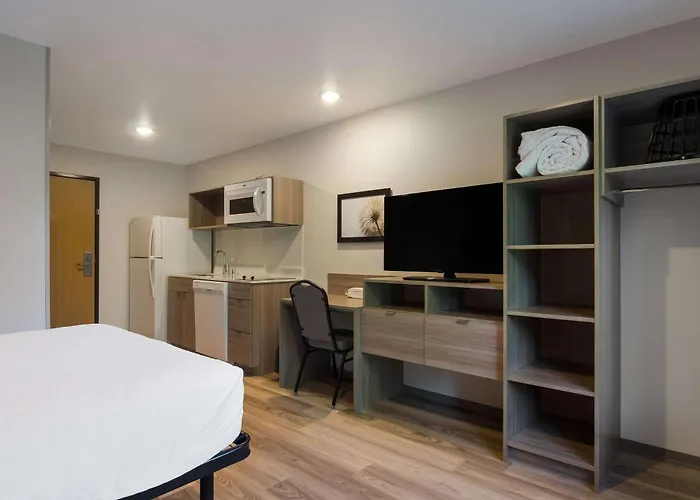 Woodspring Suites Olympia - Lacey