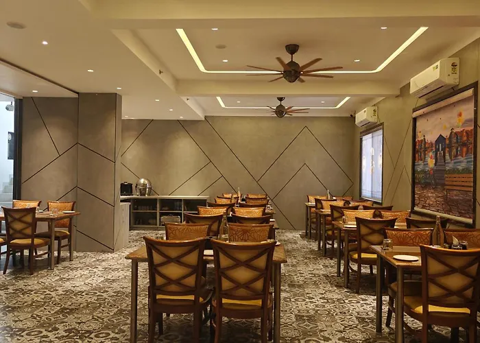 Hotel The Excellency Surat