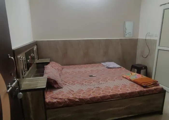 Shri Govind Bhawan Hotel Vrindavan
