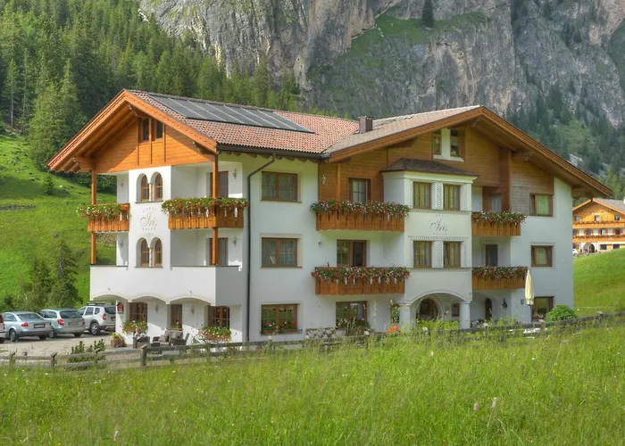 Garni Hotel Iris Sëlva