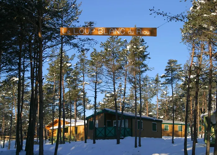 Hotel Parc Résidentiel de Loisir : Le Loup Blanc du Riou à Barcelonnette