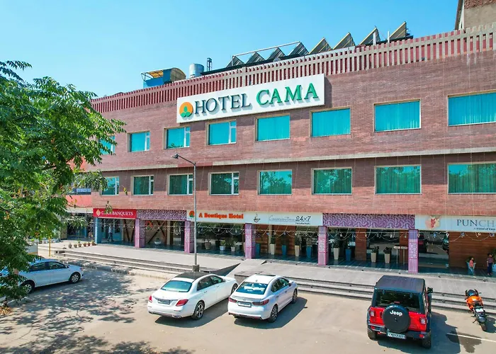 Hotel Cama Mohali