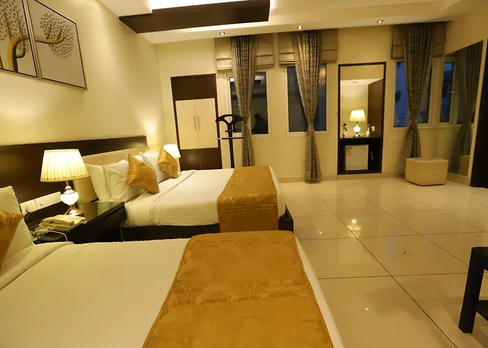 Hotel Amrapali Grand New Delhi