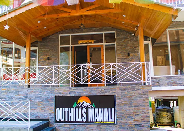 Fabhotel Outhills Manali 