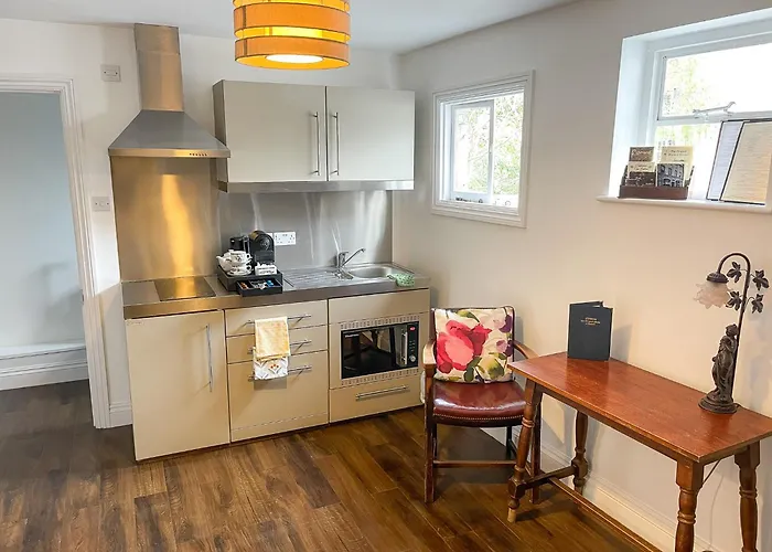 Maids Guest Rooms Kew