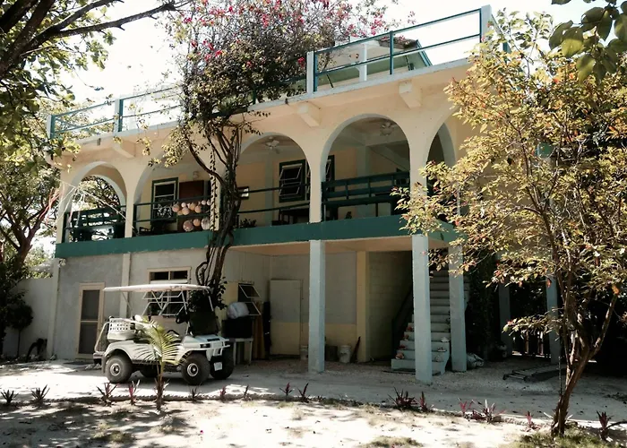 Feather'S Guesthouse San Pedro 