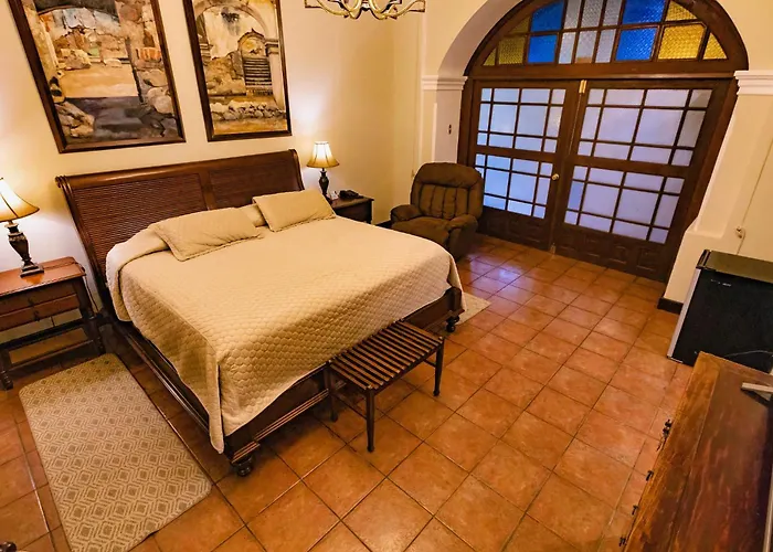 Hotel Aurora Antigua