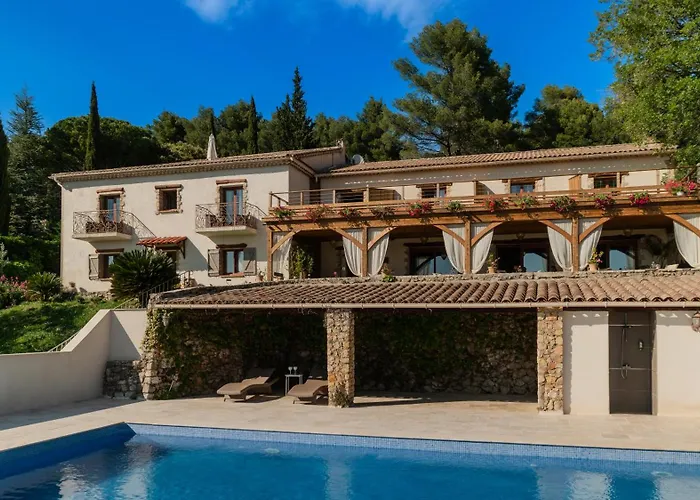 La Petite Auberge Tourtour