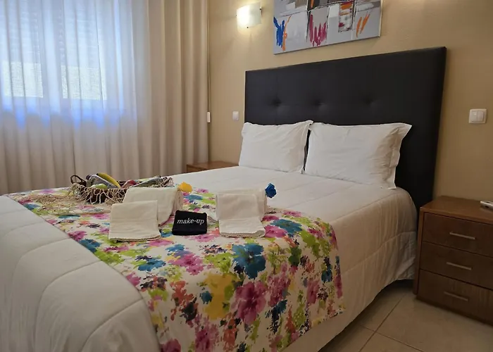 Lc'S Guesthouse Lagos