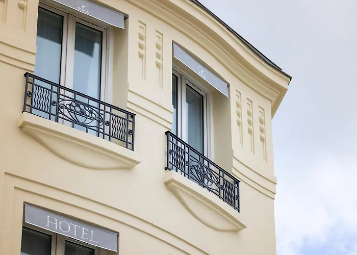 Hotel Charlemagne Neuilly-sur-Seine