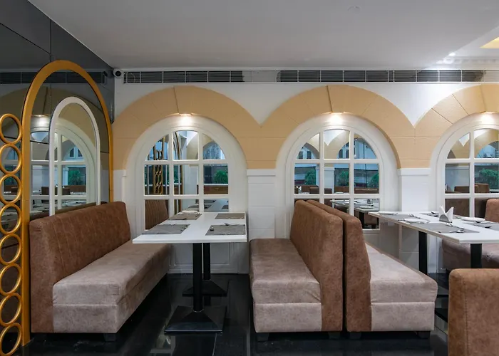 Hyde Park Orchards Hotel Bangalore