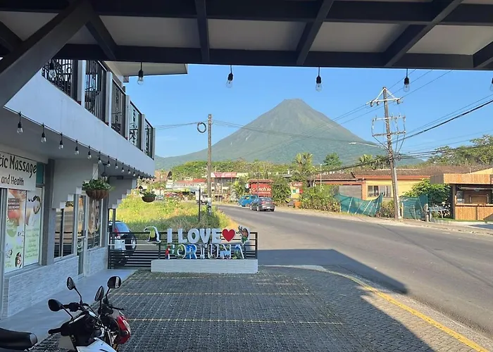 Hotel Arenal By Regina La Fortuna