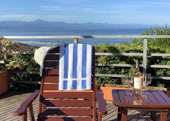 Dolphins' Playground Beachfront B&B Plettenberg Bay