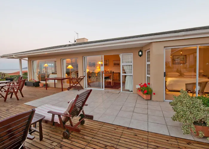 Dolphins' Playground Beachfront B&B Plettenberg Bay