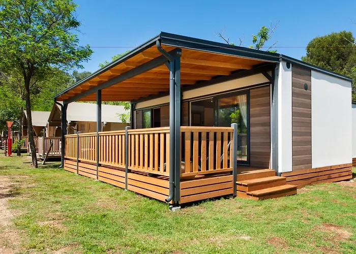 Holiday Centre Bi Village - Glamping And Mobile Homes Lavanda Fažana