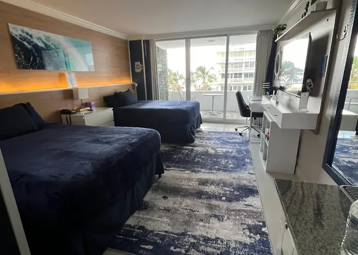 Ocean Manor Tiki Sunset Retreat Hotel Lauderdale-by-the-Sea