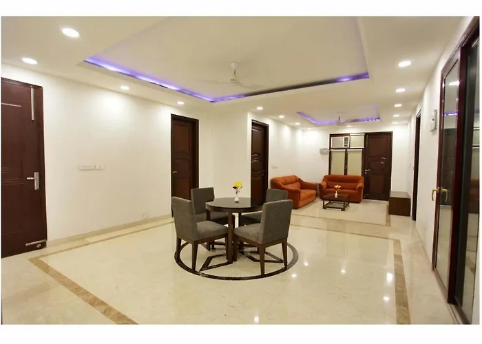 Phoenix Luxe Roooms New Delhi