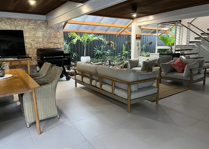 Rainforest Studio With Pool Palm Cove