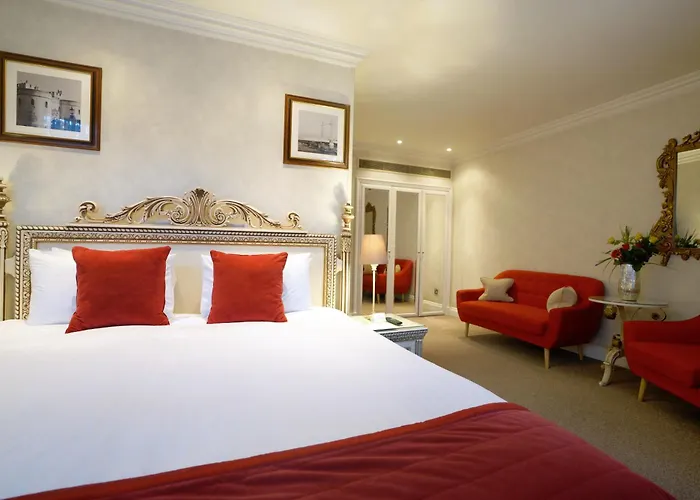 Ashburn Hotel London