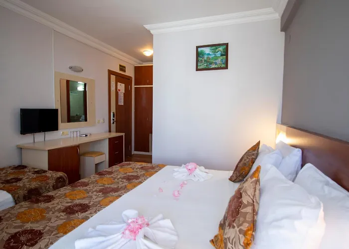 Lara Dinc Hotel Antalya