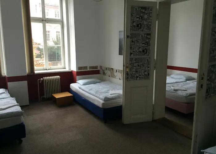 Charles Square Hostel Prague