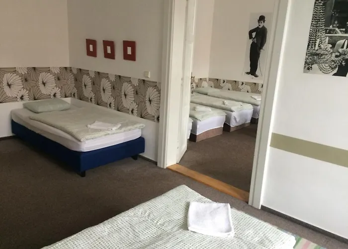 Charles Square Hostel Prague