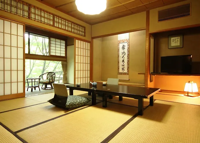Momoyama Hotel Matsumoto