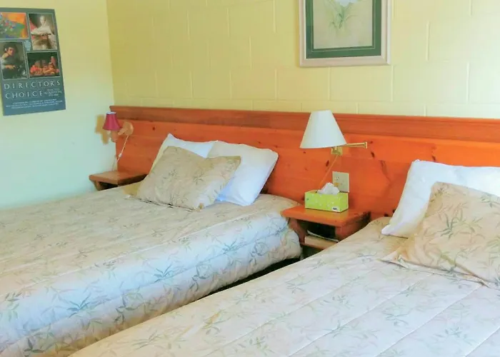 Westport Station Motel