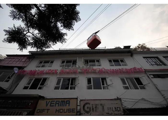 Dom'S At Mall Road, Mussoorie