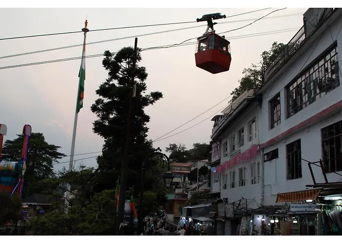 Dom'S At Mall Road, Mussoorie