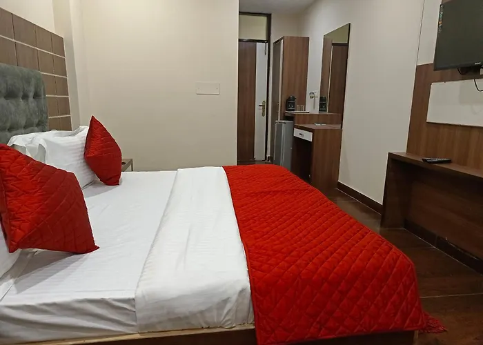 Hotel Batra Home Nizamuddin New Delhi